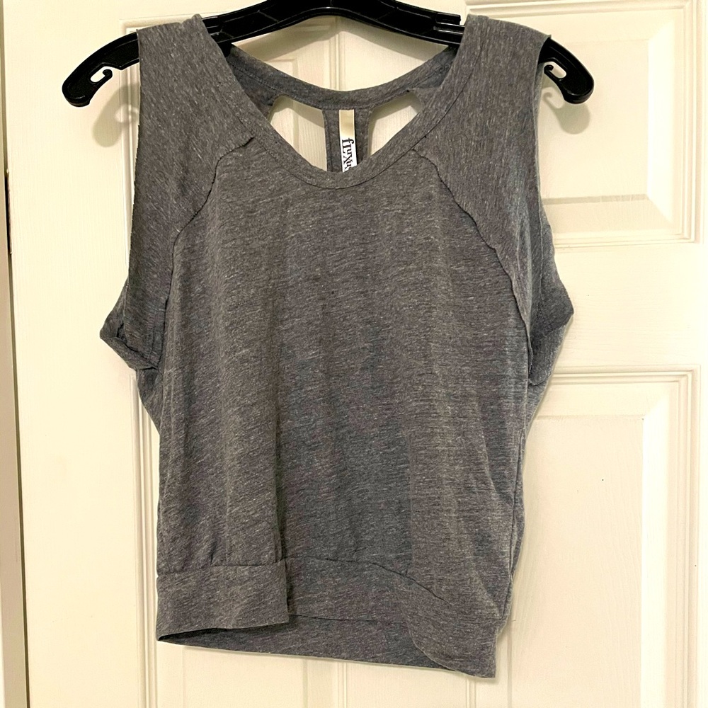 Fluxus open back top